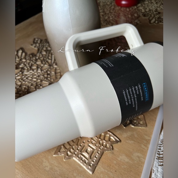 Stanley OG Cream Quencher Tumbler *DAMAGED* - SEE ALL PHOTOS - Picture 9 of 10